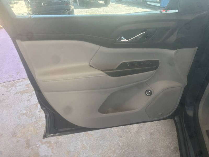 2019 GMC Acadia SLT-1