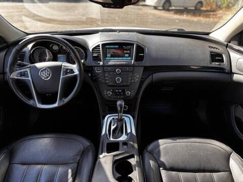2012 Buick Regal Premium 1
