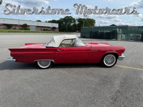1957 Ford Thunderbird