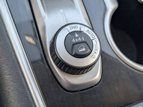 2020 Nissan Pathfinder S