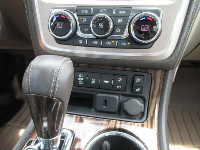 2015 GMC Acadia Denali