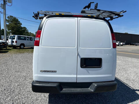 2020 Chevrolet Express 2500