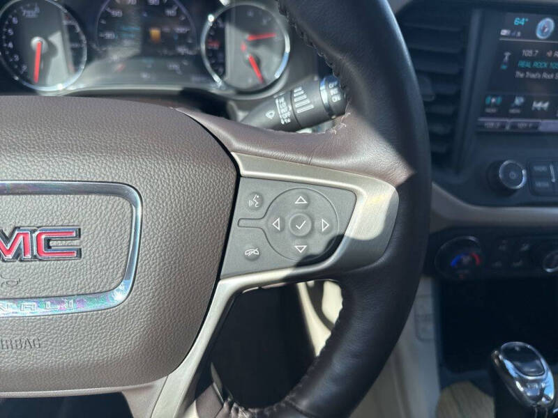 2017 GMC Acadia Denali