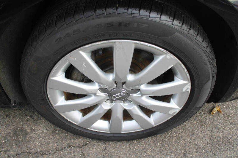 2011 Audi A4 2.0T quattro Premium Plus