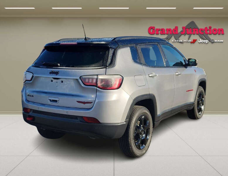 2024 Jeep Compass Trailhawk