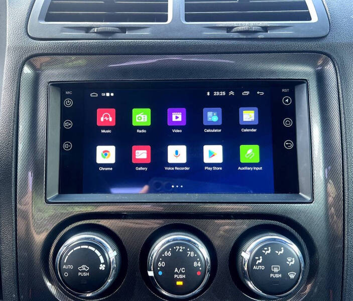 2014 Dodge Challenger SXT