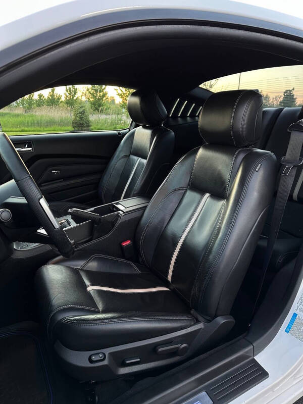 2013 Ford Mustang GT Premium