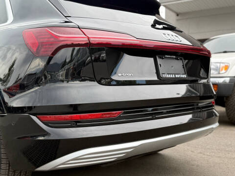 2019 Audi e-tron quattro Premium Plus