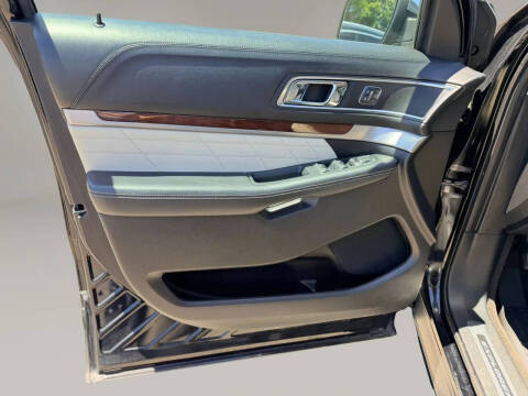 2018 Ford Explorer Platinum