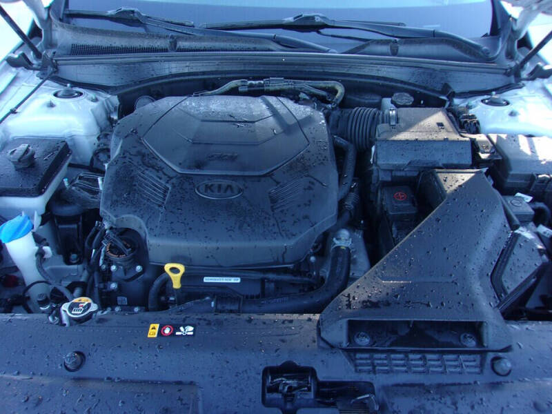 2018 Kia Cadenza Technology