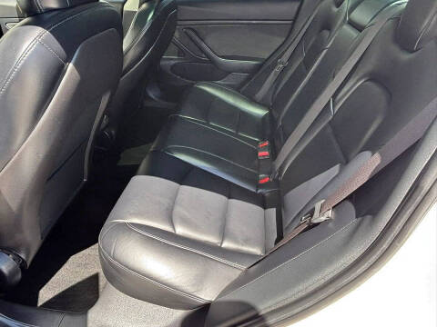 2019 Tesla Model 3 Standard Range Plus