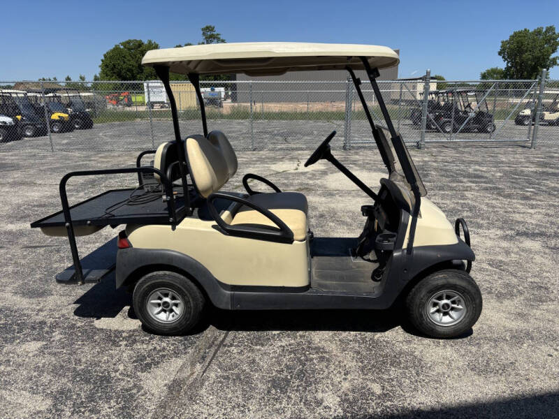 2012 Club Car Precedent