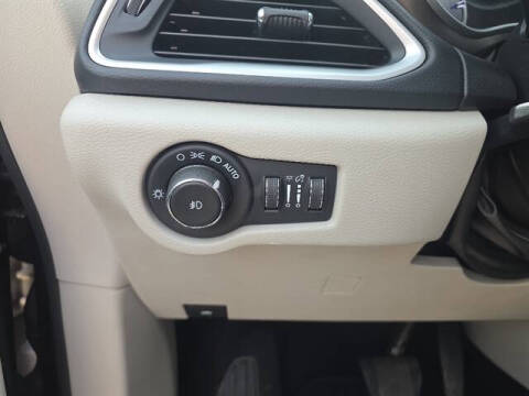 2018 Chrysler Pacifica Touring L