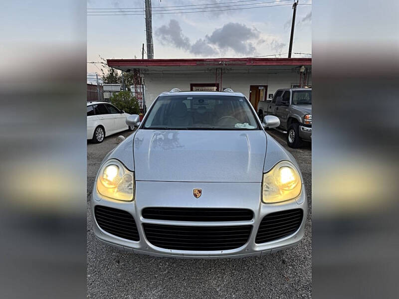 2004 Porsche Cayenne Turbo