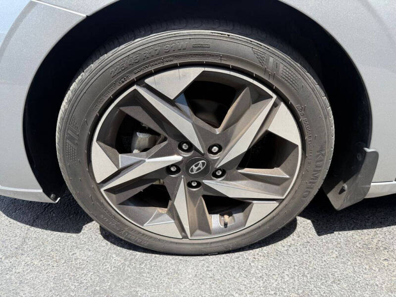 2023 Hyundai Elantra