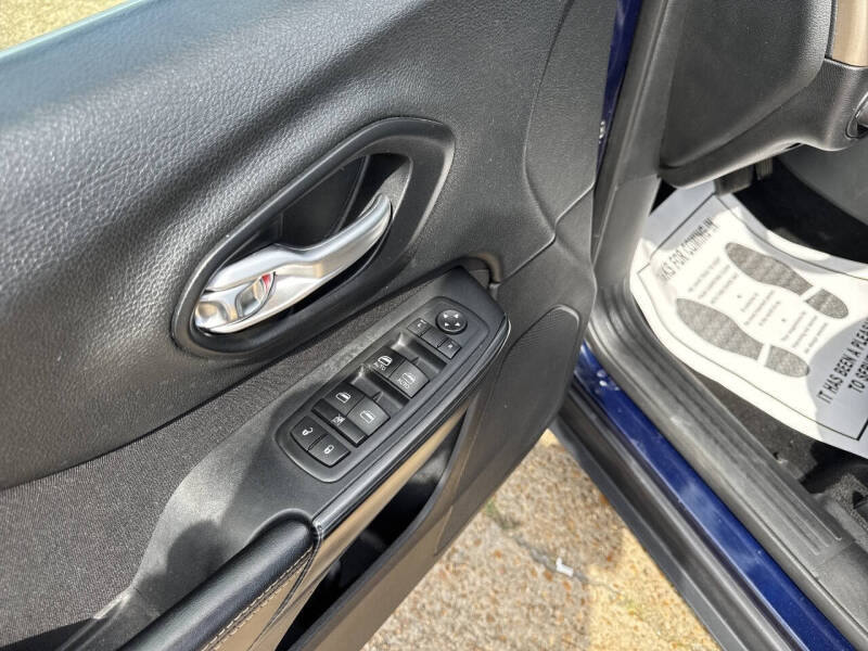 2015 Jeep Cherokee Altitude