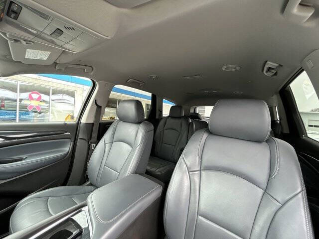 2021 Buick Enclave Essence