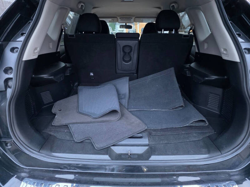 2018 Nissan Rogue SV