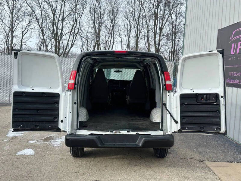 2017 Chevrolet Express 2500