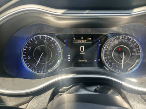 2016 Chrysler 200 Limited