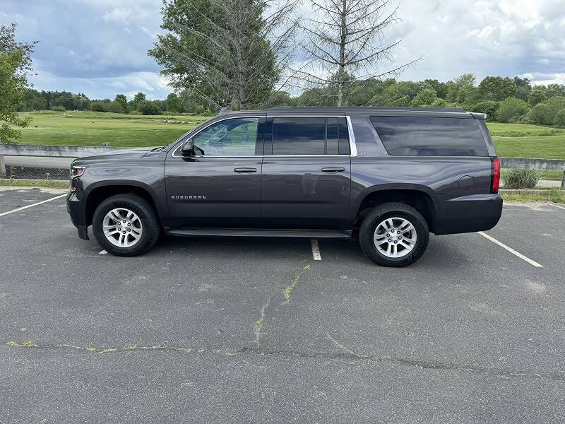 2017 Chevrolet Suburban LT