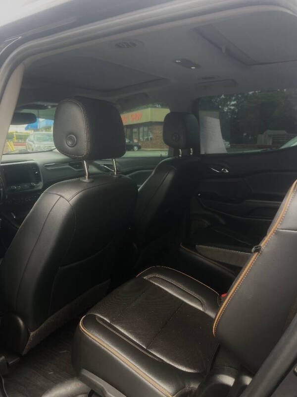 2020 GMC Acadia AT4