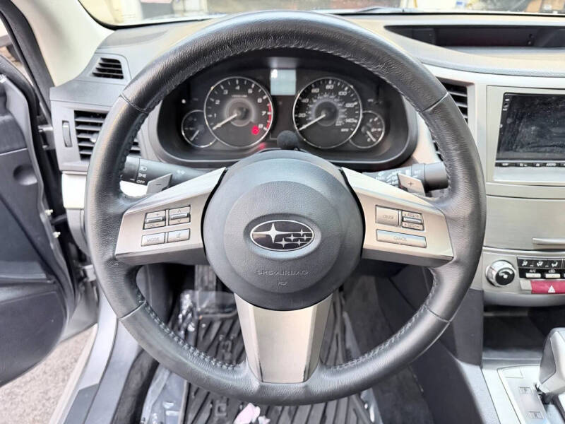 2010 Subaru Legacy 2.5i Premium