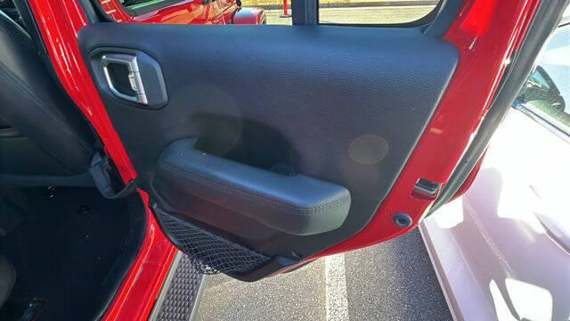 2019 Jeep Wrangler Unlimited Sahara Altitude