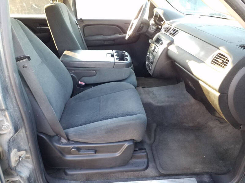 2008 Chevrolet Suburban LS