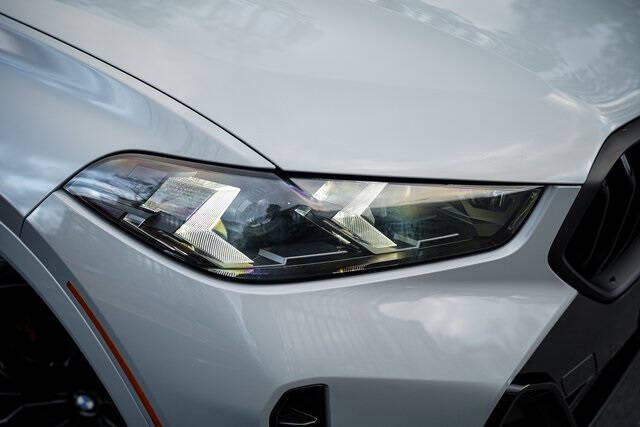 2024 BMW X6 xDrive40i