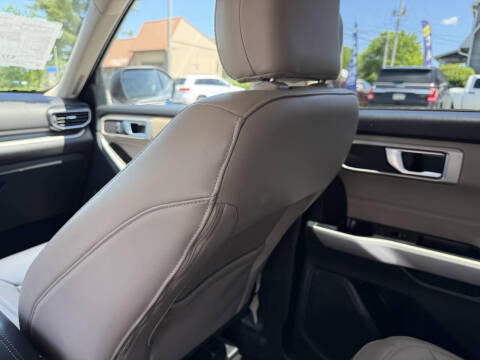 2022 Ford Explorer XLT