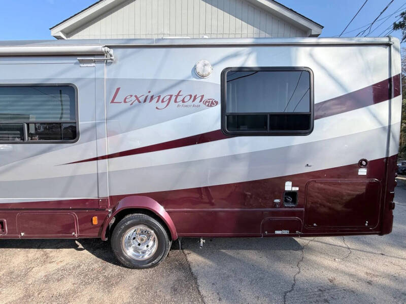 2006 Ford E-Series E-450 SD