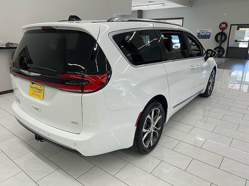 2026 Chrysler Pacifica Pinnacle