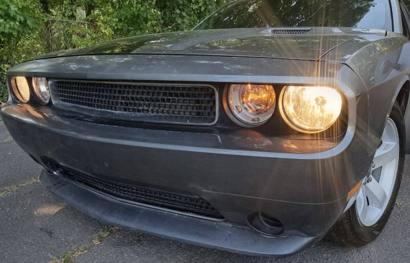 2012 Dodge Challenger SXT