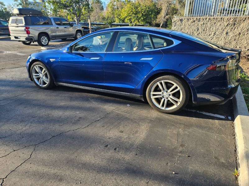 2015 Tesla Model S 85D