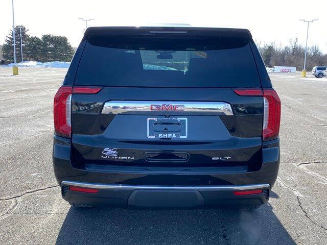 2024 GMC Yukon SLT