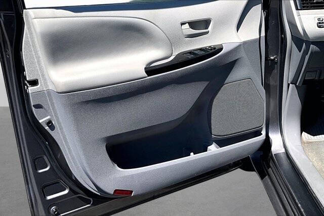 2014 Toyota Sienna