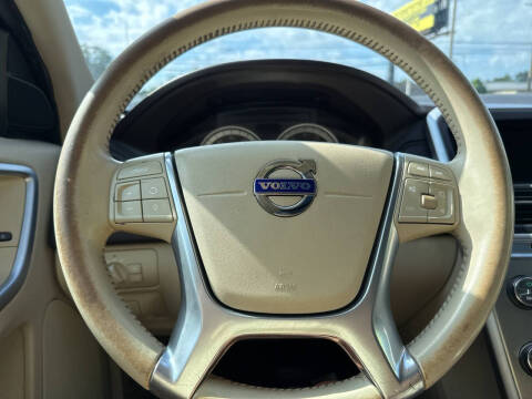 2011 Volvo XC60 3.2 R-Design