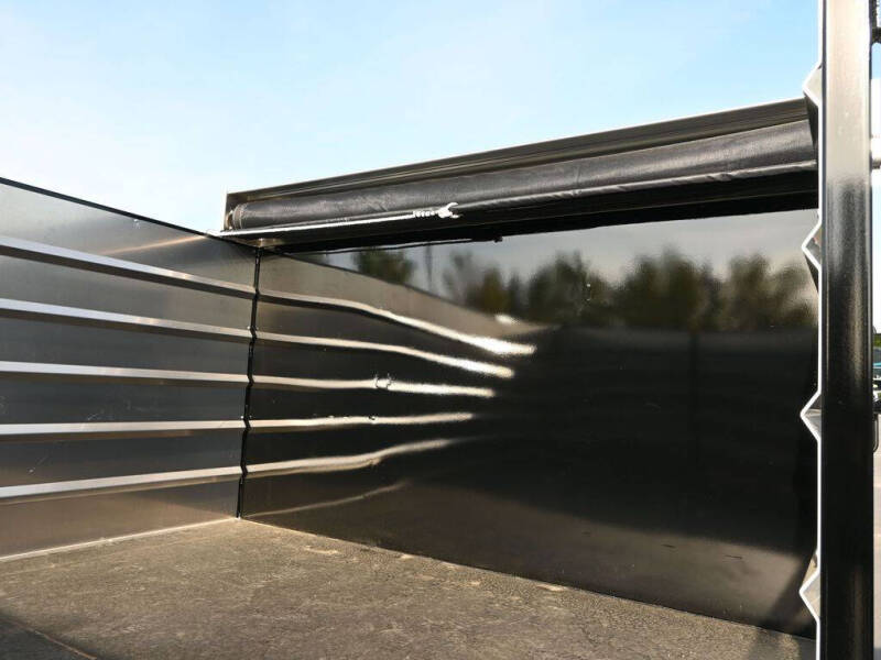 2024 Isuzu NPR HD 1F2