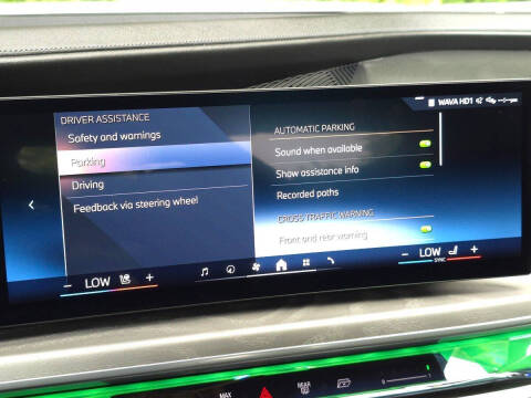 2023 BMW 7 Series 740i