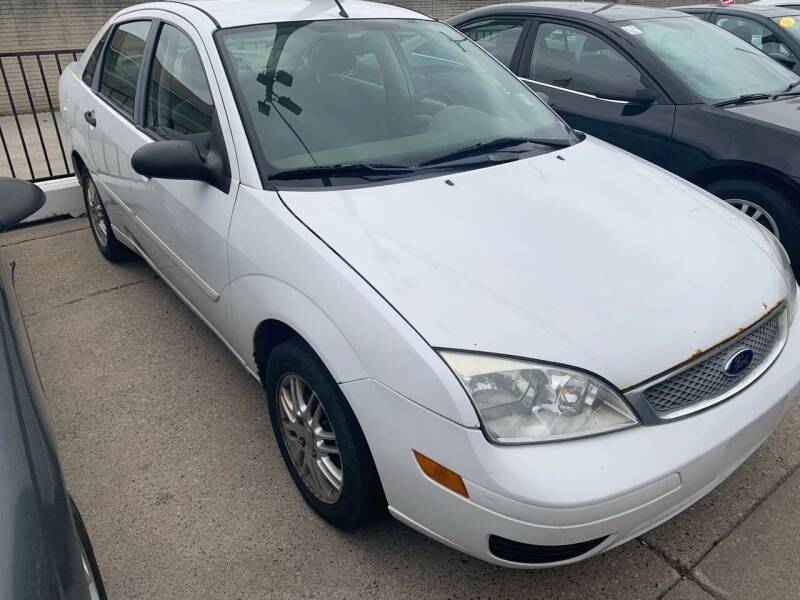 2007 Ford Focus for sale at Eazzy Automotive Inc. in Eastpointe MI