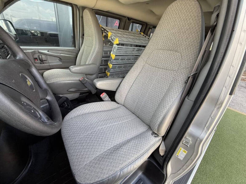 2014 Chevrolet Express LT 2500