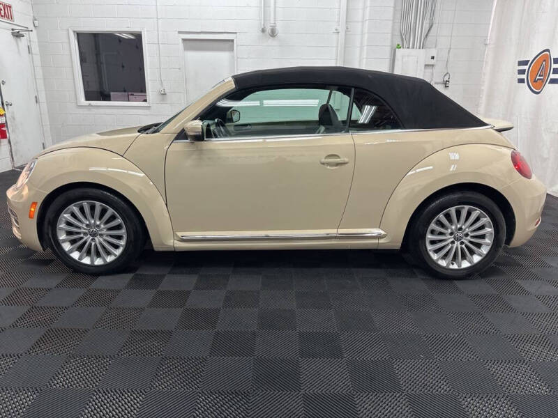 2019 Volkswagen Beetle Convertible 2.0T SE