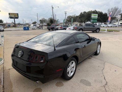 2014 Ford Mustang V6
