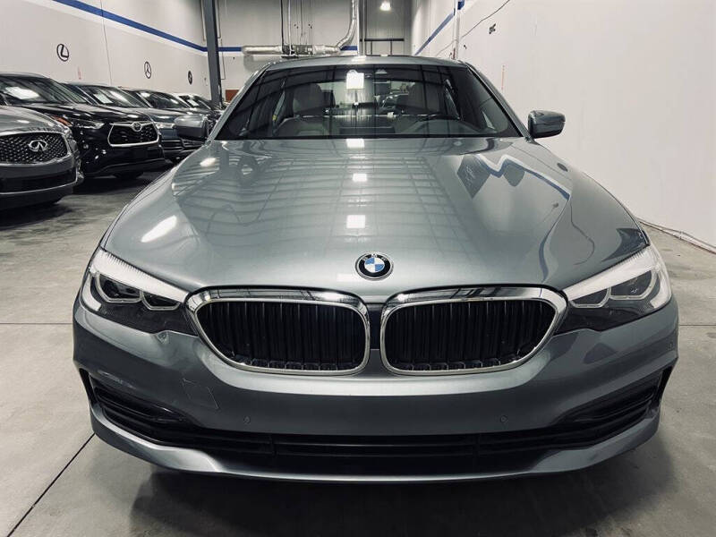 2019 BMW 5 Series 530i