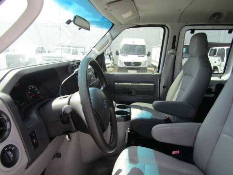 2012 Ford E-Series E-350 SD XL