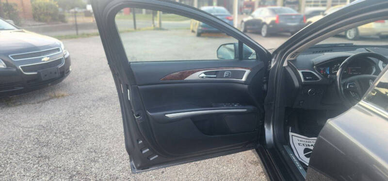 2015 Lincoln MKZ Hybrid