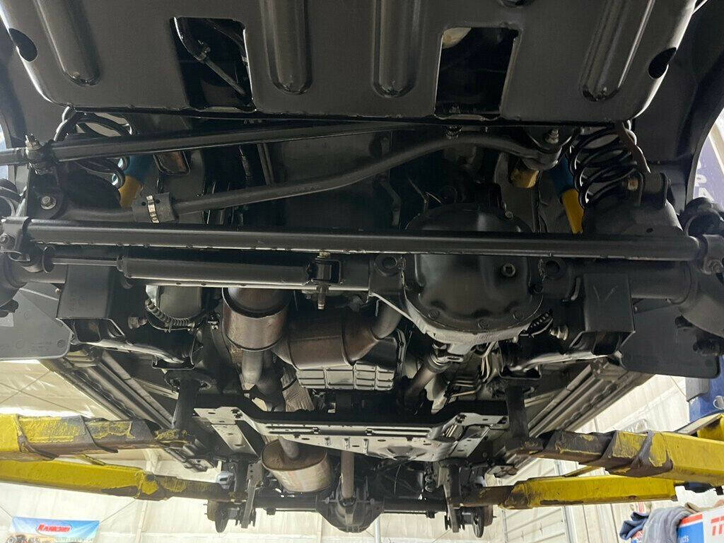 2004 Jeep Grand Cherokee 30