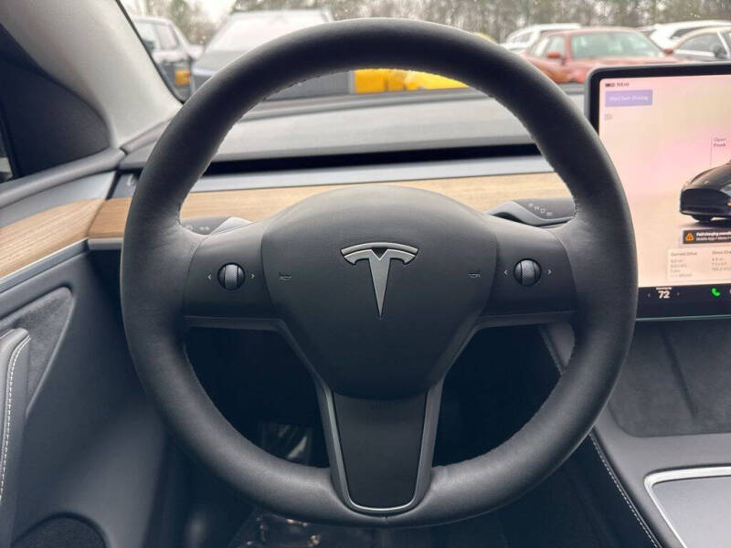 2024 Tesla Model Y Long Range