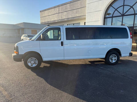 2016 Chevrolet Express LS 3500
